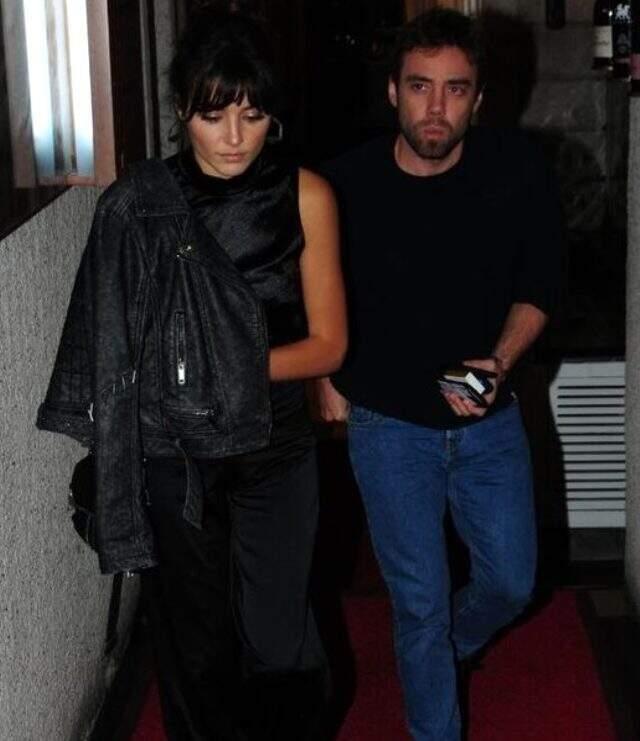 Murat Dalkılıç ve Hande Erçel, gittikleri mekanda tartıştı