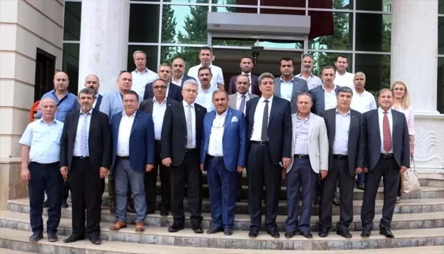 Nizip Ticaret Odası'ndan Reyhanlı Ticaret Odası'na ziyaret Nizip Ticaret Odası'ndan Reyhanlı Ticaret Odası'na ziyaret