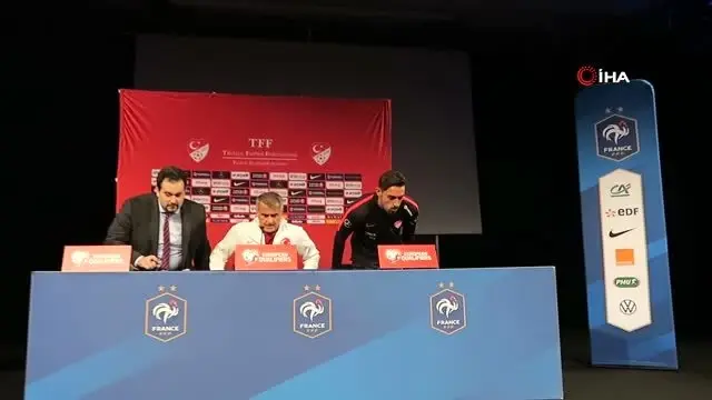 Şenol Güneş: 'İlk maç geride kaldı, yarış devam ediyor' Şenol Güneş: 'İlk maç geride kaldı, yarış devam ediyor'
