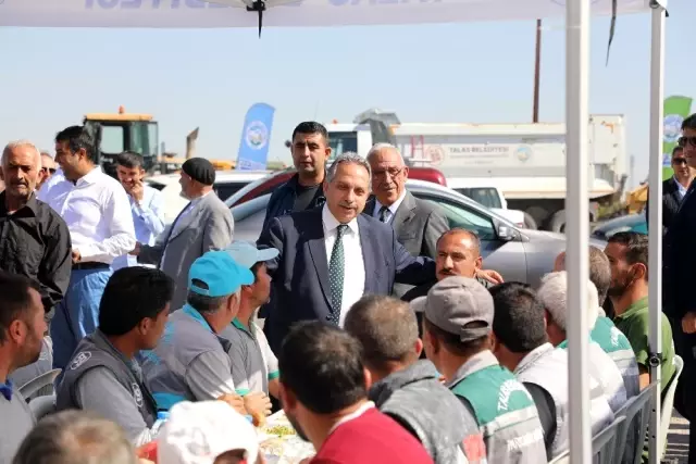 Talas Belediye Başkanı Yalçın, 'Alnımız ak, yüreğimiz pak' Talas Belediye Başkanı Yalçın, 'Alnımız ak, yüreğimiz pak'
