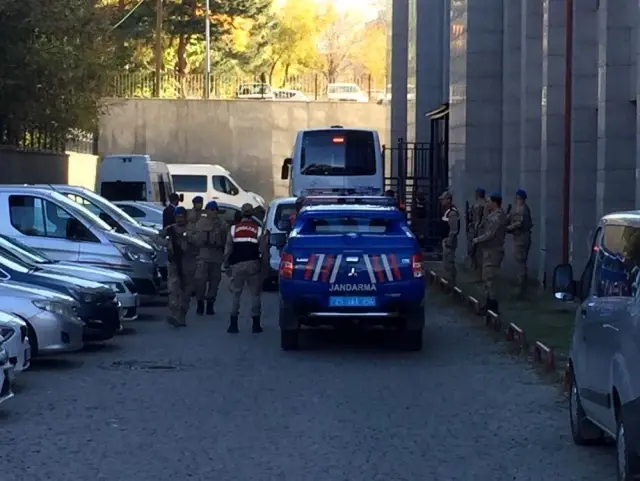 Tarihin en büyük uyuşturucu operasyonu zanlıları hakim karşısına çıkarıldı Tarihin en büyük uyuşturucu operasyonu zanlıları hakim karşısına çıkarıldı