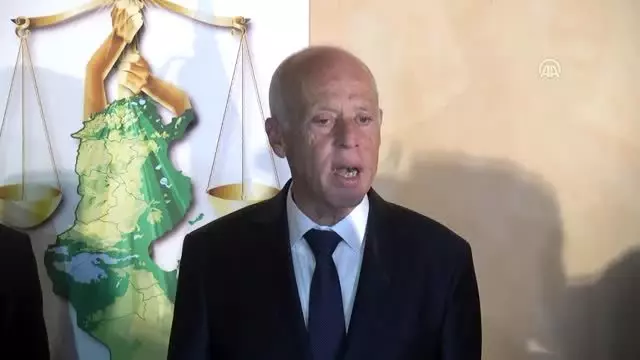 Tunus'un yeni cumhurbaşkanı Kays Said oldu (2)