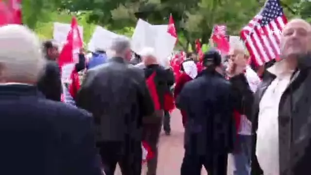 Türklerden Beyaz Saray önünde Barış Pınarı Harekatı'na destek gösterisi Türklerden Beyaz Saray önünde Barış Pınarı Harekatı'na destek gösterisi