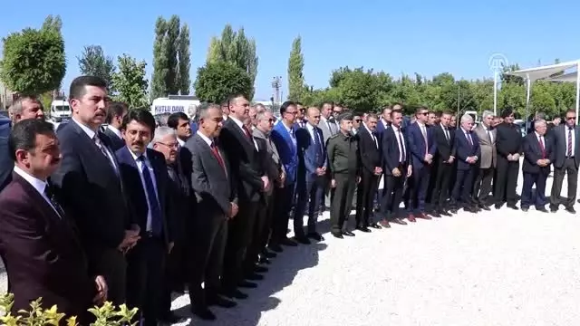 Vali Şıldak: 'Salda'ya bir çivi bile çaktırmıyoruz' Vali Şıldak: 'Salda'ya bir çivi bile çaktırmıyoruz'