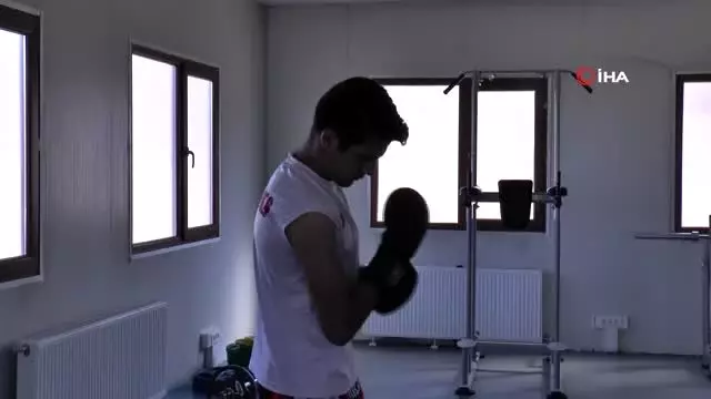 Akademisyen babanın 'şampiyon' oğlu