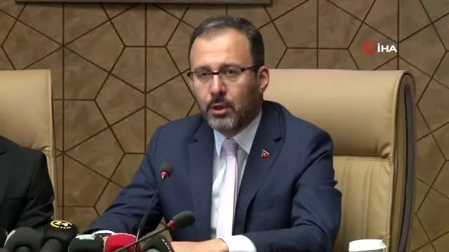 Bakan Kasapoğlu: 'Enver Cenk Şahin ve diğer sporcular tarih sayfasında şanla, şerefle anılacak' Bakan Kasapoğlu: 'Enver Cenk Şahin ve diğer sporcular tarih sayfasında şanla, şerefle anılacak'