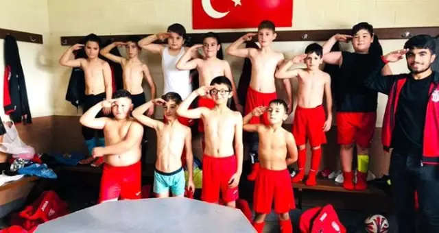 Belçika'da asker selamı veren Beringen Türkgücü kulübüne soruşturma!
