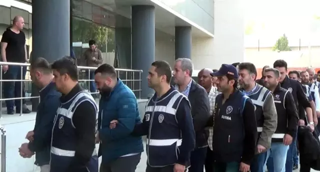 Bursa polisinden 20 milyon dolarlık 'Man in the middle attack' operasyonu Bursa polisinden 20 milyon dolarlık 'Man in the middle attack' operasyonu