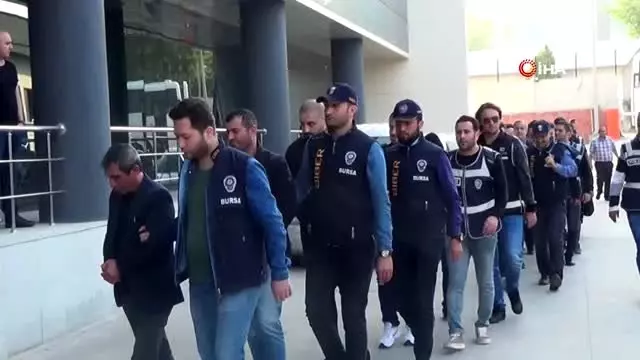 Bursa polisinden 20 milyon dolarlık 'Man in the middle attack' operasyonu Bursa polisinden 20 milyon dolarlık 'Man in the middle attack' operasyonu