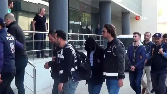 Bursa polisinden 20 milyon dolarlık 'Man in the middle attack' operasyonu Bursa polisinden 20 milyon dolarlık 'Man in the middle attack' operasyonu