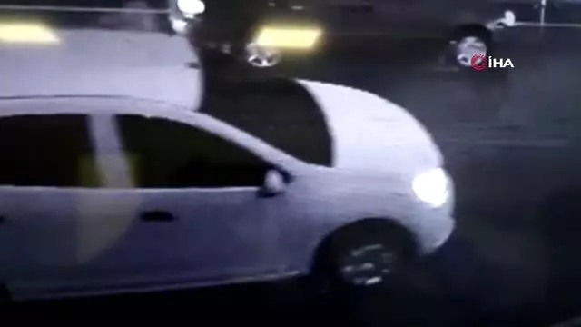 Güngören'de kahyaların kavgası kanlı bitti, katil zanlıları polise teslim oldu Güngören'de kahyaların kavgası kanlı bitti, katil zanlıları polise teslim oldu