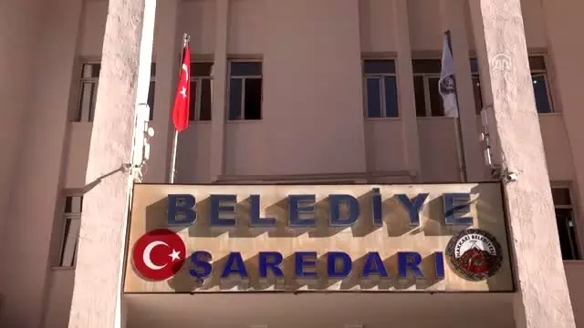 HDP'li iki belediye başkanına terör soruşturmasında gözaltı HDP'li iki belediye başkanına terör soruşturmasında gözaltı