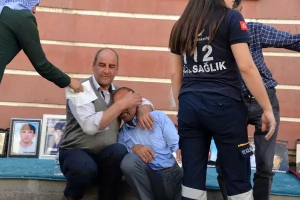 HDP önündeki eylemde 43'üncü gün, aile sayısı 55 oldu HDP önündeki eylemde 43'üncü gün, aile sayısı 55 oldu