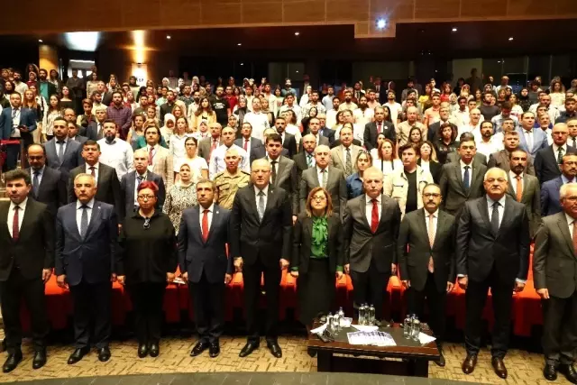 HKÜ iş birliğiyle Dünya Göç ve Mülteci kongresi yapıldı HKÜ iş birliğiyle Dünya Göç ve Mülteci kongresi yapıldı