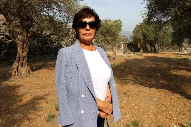 Hülya Koçyiğit Barış Pınarı Harekatı'na destek verdi Hülya Koçyiğit Barış Pınarı Harekatı'na destek verdi