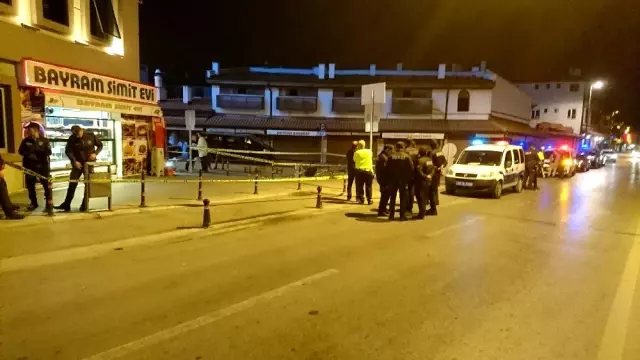 Konya'da silahlı kavga: 1'i ağır 2 yaralı Konya'da silahlı kavga: 1'i ağır 2 yaralı