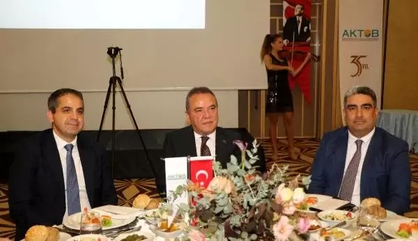 Osman Ayık: Devasa bir yapı bir anda sistemden çekildi Osman Ayık: Devasa bir yapı bir anda sistemden çekildi