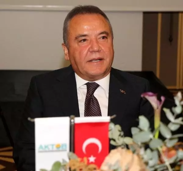 Osman Ayık: Devasa bir yapı bir anda sistemden çekildi Osman Ayık: Devasa bir yapı bir anda sistemden çekildi