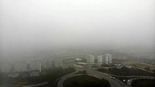 (Özel) İstanbullular güne sis ile uyandı (Özel) İstanbullular güne sis ile uyandı