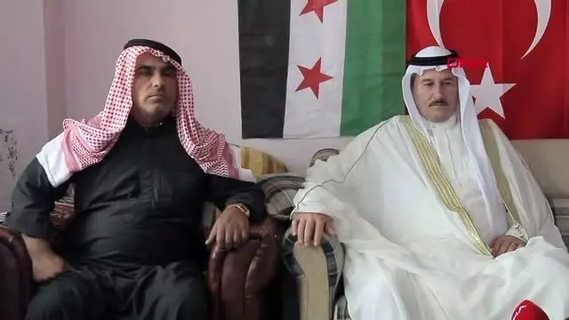 Suriyeli abraz aşiretinden, 'barış pınarı harekatı'na destek Suriyeli abraz aşiretinden, 'barış pınarı harekatı'na destek
