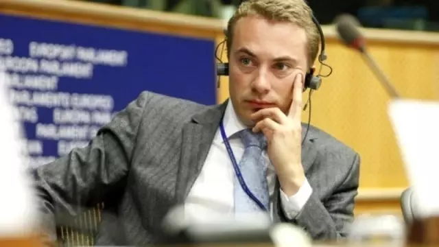 AB Yolsuzlukla Mücadele Ofisi, AP'de yüzbinlerce euroluk usulsüz fon kullanımı tespit etti