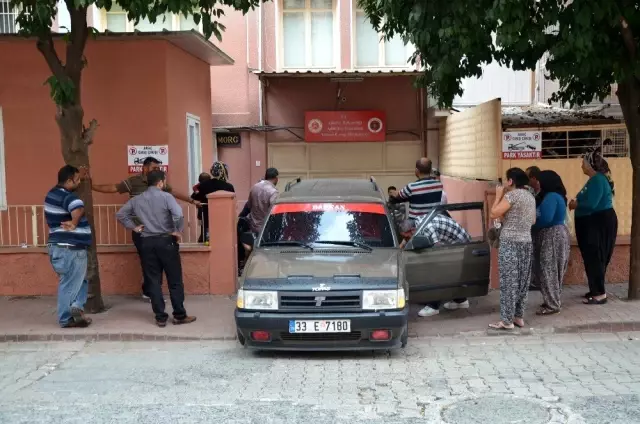 Alican bebek, annesi emzirirken boğularak öldü Alican bebek, annesi emzirirken boğularak öldü