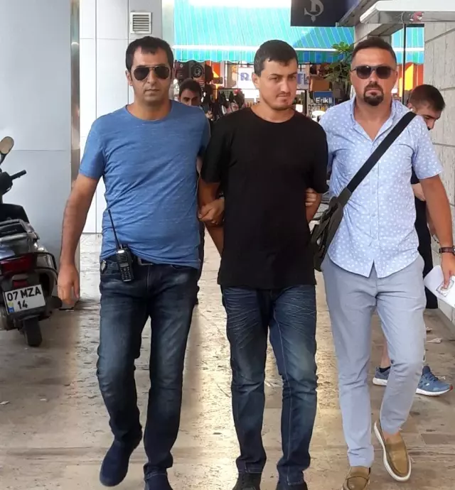Baba oğlun öldürüldüğü olayda cinayet zanlısına ceza yağdı Baba oğlun öldürüldüğü olayda cinayet zanlısına ceza yağdı