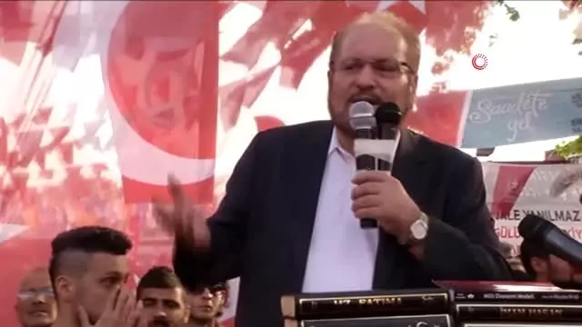 Bağımsız Türkiye Partisi Genel Başkanı Haydar Baş ve aralarında avukatlarının da bulunduğu 14... Bağımsız Türkiye Partisi Genel Başkanı Haydar Baş ve aralarında avukatlarının da bulunduğu 14...