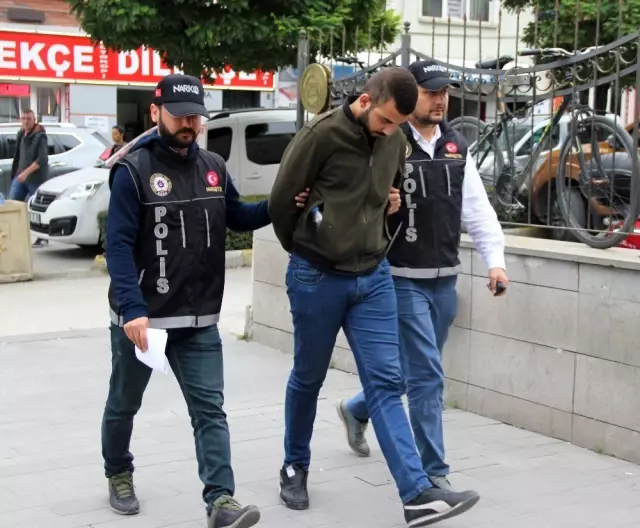 Eskişehir'de uyuşturucu operasyonu Eskişehir'de uyuşturucu operasyonu