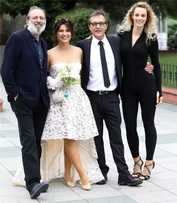 Feride Çetin ile Murat Özer evlendi Feride Çetin ile Murat Özer evlendi