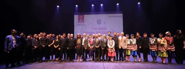 GAÜN TMDK'dan Kültürel Etkinlik Programı ilgiyle izlendi GAÜN TMDK'dan Kültürel Etkinlik Programı ilgiyle izlendi