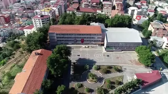 Geleceğin iletişimcileri Piri Reis'te yetişiyor Geleceğin iletişimcileri Piri Reis'te yetişiyor