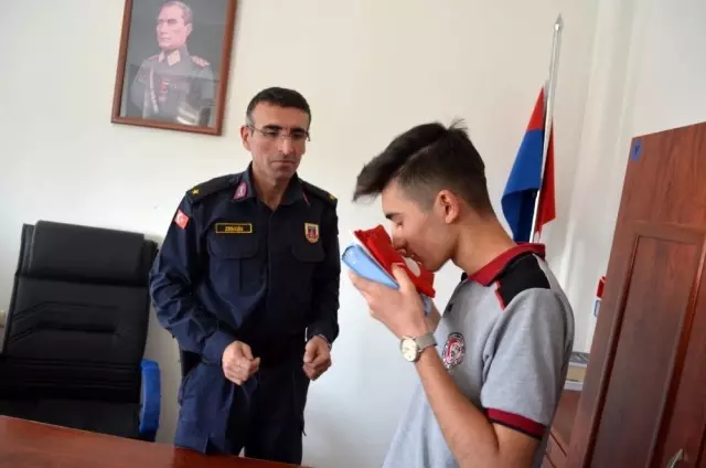 Kermeste Mehmetçiğe destek için 15 bin 550 TL toplandı Kermeste Mehmetçiğe destek için 15 bin 550 TL toplandı