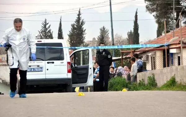 'Pişmanım' diyen çifte cinayet sanığına müebbet ve 26 yıl hapis 'Pişmanım' diyen çifte cinayet sanığına müebbet ve 26 yıl hapis