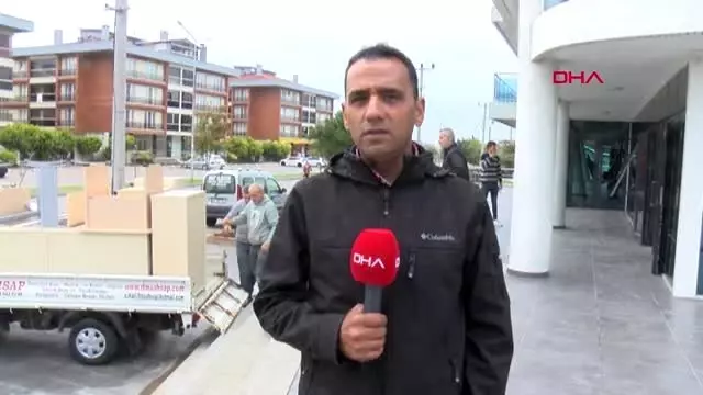 Tekirdağ depremde hasar gören kaymakamlık binası taşınıyor Tekirdağ depremde hasar gören kaymakamlık binası taşınıyor