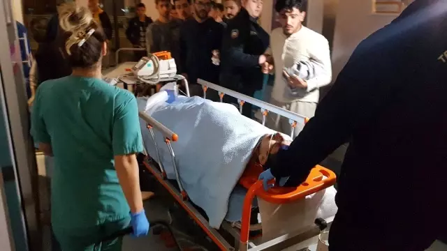 Yaya geçidinde otomobilin çarptığı üniversite ögrencisi ağır yaralandı