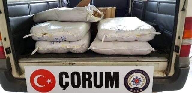 15 ton kaçak tütünle yakalanan zanlılardan ilginç savunma: Kalabalık aileyiz, kullanıyoruz