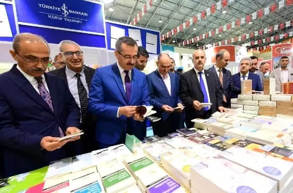 Anadolu'nun en büyük kitap fuarı Kahramanmaraş'ta açıldı