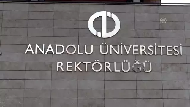 Anadolu Üniversitesi Uluslararası Tiyatro Festivali Anadolu Üniversitesi Uluslararası Tiyatro Festivali