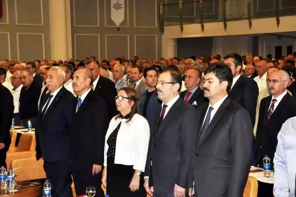 Bakan Pekcan: Bu dinamik ekonomiyle Avrupa'da da dünyada da lokomotif oluruz Bakan Pekcan: Bu dinamik ekonomiyle Avrupa'da da dünyada da lokomotif oluruz