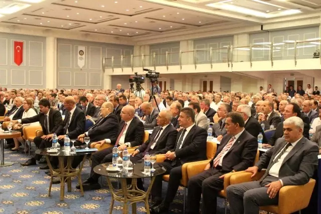 Bakan Pekcan'dan esnafa müjdeler Bakan Pekcan'dan esnafa müjdeler