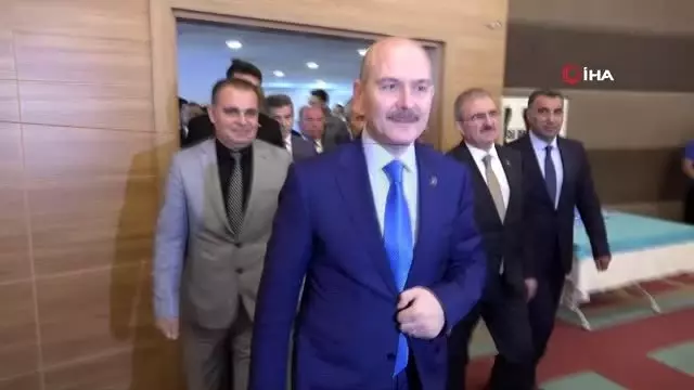 Bakan Soylu'dan asker selamı soruşturmasına tepki Bakan Soylu'dan asker selamı soruşturmasına tepki