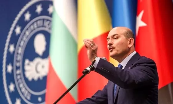 Bakan Soylu: Kimsenin hamalı değiliz Bakan Soylu: Kimsenin hamalı değiliz