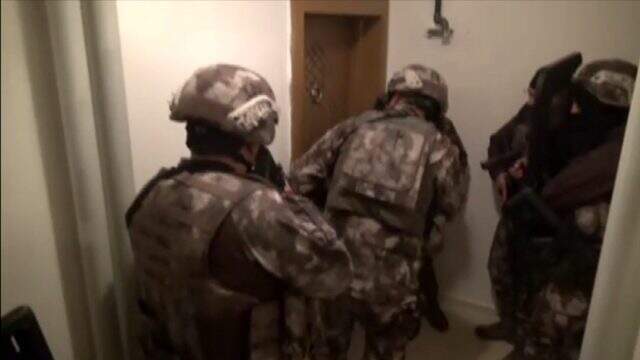 Barış Pınarı Harekatı aleyhinde sosyal medyadan paylaşım yapanlara şafak operasyonu