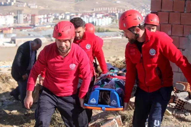 Bayburt AFAD'dan gerçeğini aratmayan tatbikat Bayburt AFAD'dan gerçeğini aratmayan tatbikat