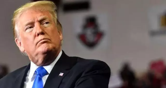 CHP'den Trump'ın Erdoğan'a gönderdiği mektuba tepki: Bu müsvedde sahibine derhal iade edilmelidir CHP'den Trump'ın Erdoğan'a gönderdiği mektuba tepki: Bu müsvedde sahibine derhal iade edilmelidir