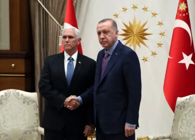 Cumhurbaşkanı Erdoğan ABD heyetiyle 4 saat 20 dakikalık peş peşe görüşmeler Cumhurbaşkanı Erdoğan ABD heyetiyle 4 saat 20 dakikalık peş peşe görüşmeler
