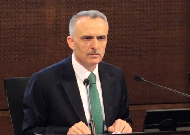 Cumhurbaşkanlığı Strateji ve Bütçe Başkanı Naci Ağbal, 2020 yılı Merkezi Bütçe Kanunu Teklifini... Cumhurbaşkanlığı Strateji ve Bütçe Başkanı Naci Ağbal, 2020 yılı Merkezi Bütçe Kanunu Teklifini...