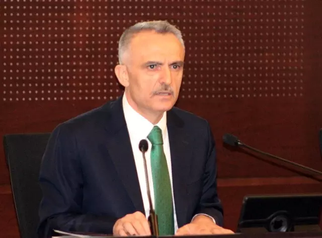 Cumhurbaşkanlığı Strateji ve Bütçe Başkanı Naci Ağbal, 2020 yılı Merkezi Bütçe Kanunu Teklifini... Cumhurbaşkanlığı Strateji ve Bütçe Başkanı Naci Ağbal, 2020 yılı Merkezi Bütçe Kanunu Teklifini...