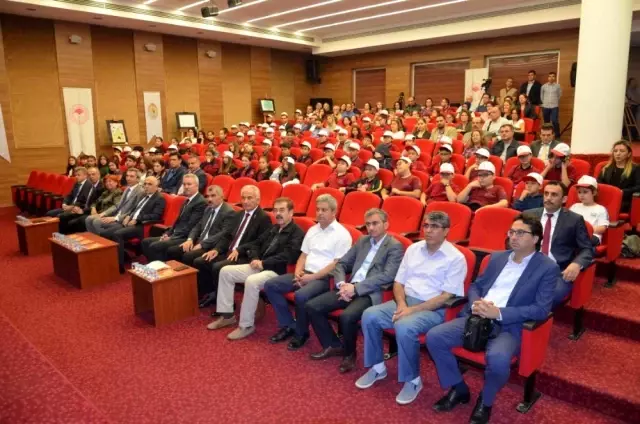 Dünya Gıda Günü'nde açlık ve obezite ile ilgili çarpıcı veriler açıklandı Dünya Gıda Günü'nde açlık ve obezite ile ilgili çarpıcı veriler açıklandı